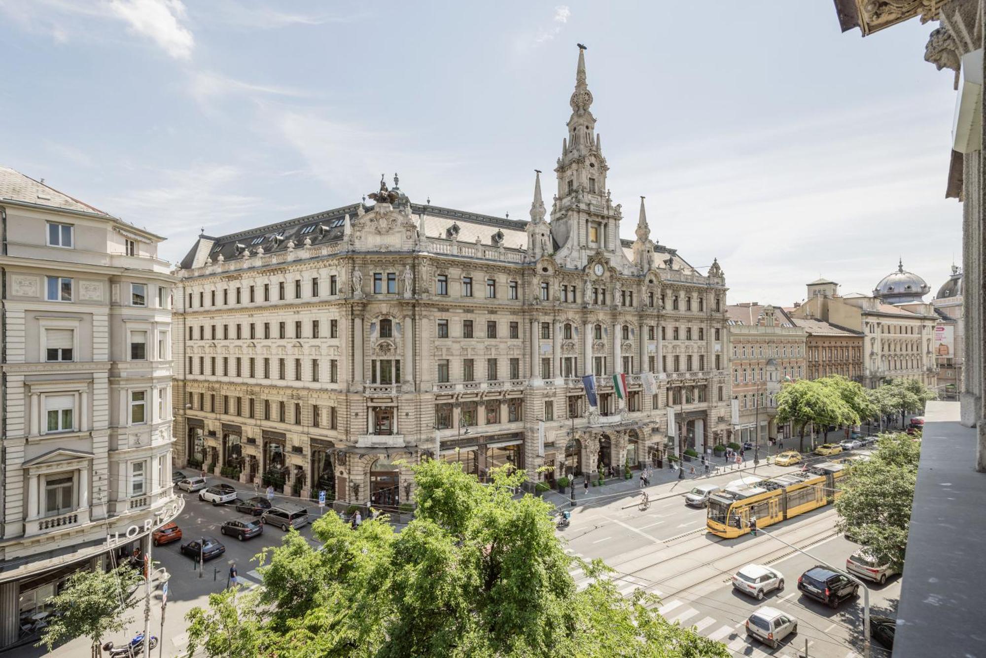Casadeco Budapest Apt-Stunning New York Cafe View Экстерьер фото